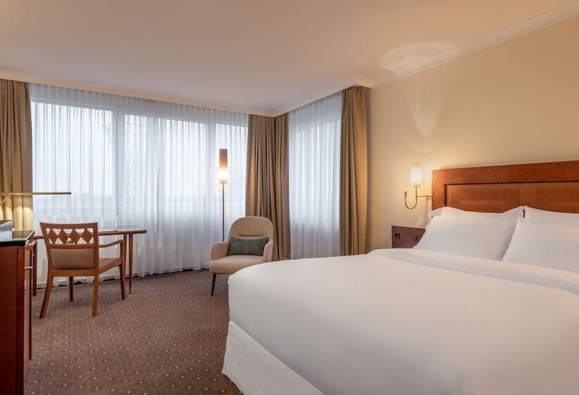 Номер Deluxe, The Westin Grand Munich