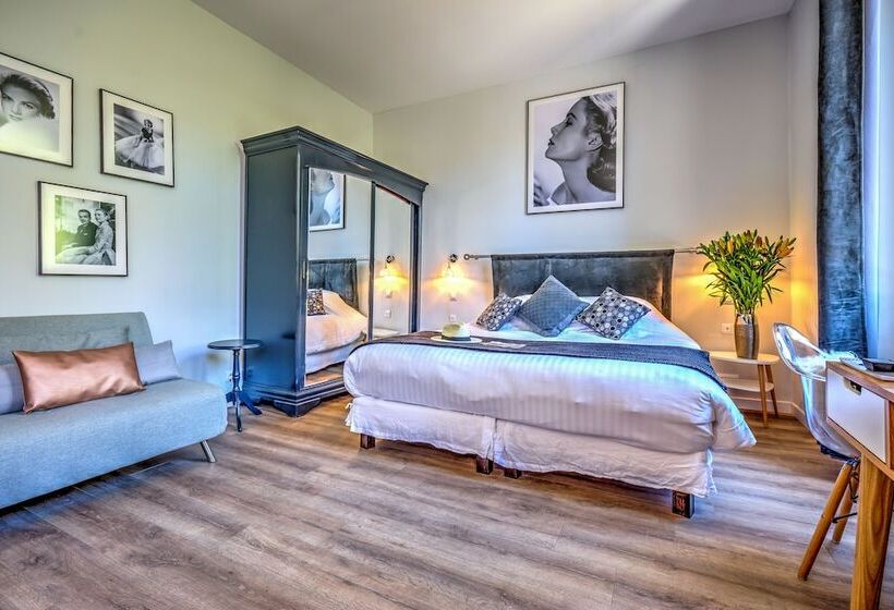 סוויטת ג'וניור, Villa Claudia Hotel Cannes Centre   Parking