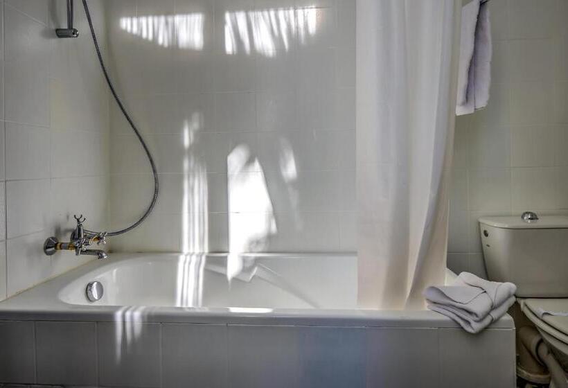 חדר סופריור, Villa Claudia Hotel Cannes Centre   Parking