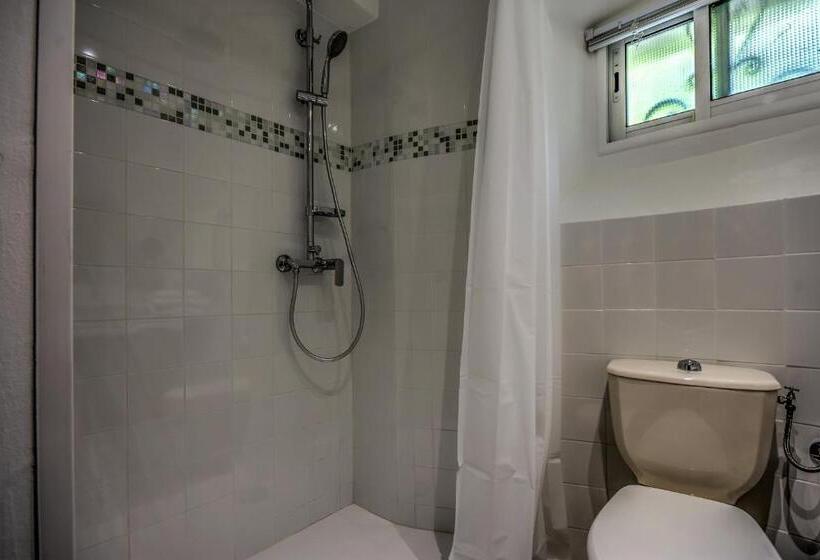 Quarto Triplo Clássico, Villa Claudia Hotel Cannes Centre   Parking
