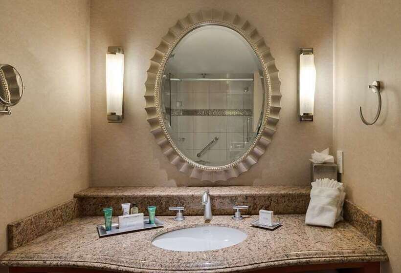 חדר סטנדרט עם מיטת קינג, Brunfels Hotel, In The Unbound Collection By Hyatt