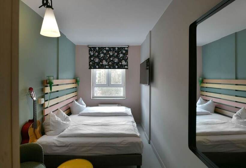 اتاق استاندارد یک نفره, Birgit Berlin Mitte