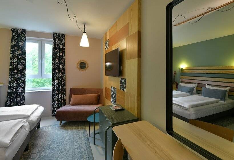 اتاق راحتی, Birgit Berlin Mitte