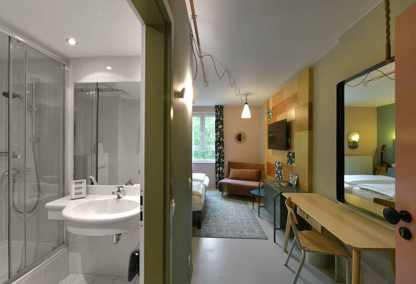 اتاق راحتی, Birgit Berlin Mitte