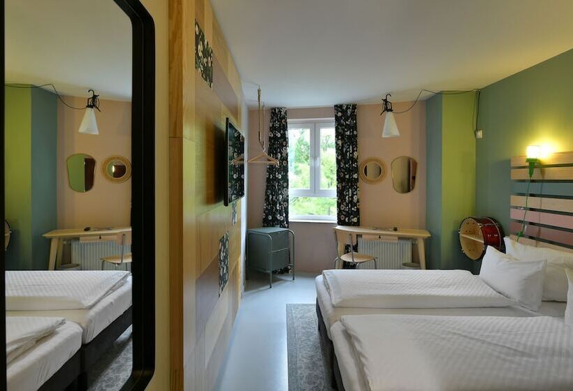 اتاق استاندارد, Birgit Berlin Mitte