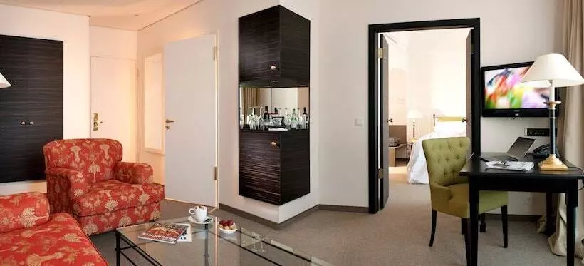 スイート, Elbflorenz Dresden