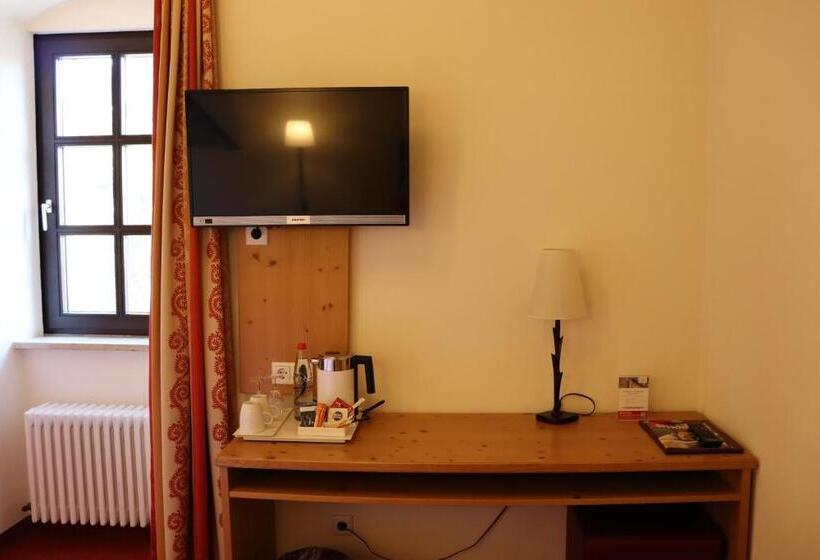 Quarto standard, Herzogskelter Restaurant