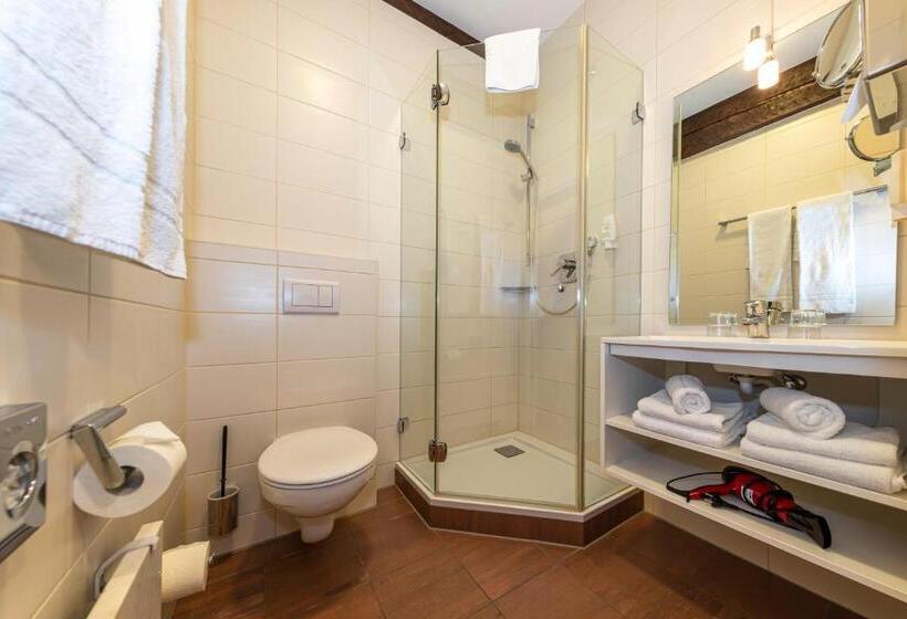 Quarto standard, Herzogskelter Restaurant