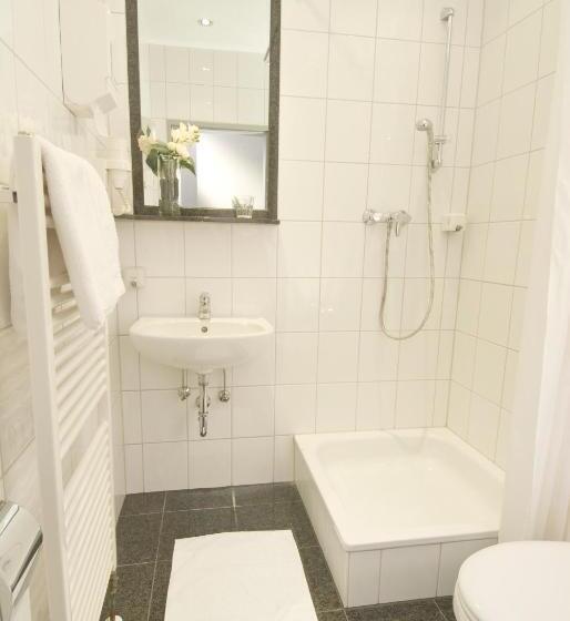 舒适型单人间, Klein Frankfurt