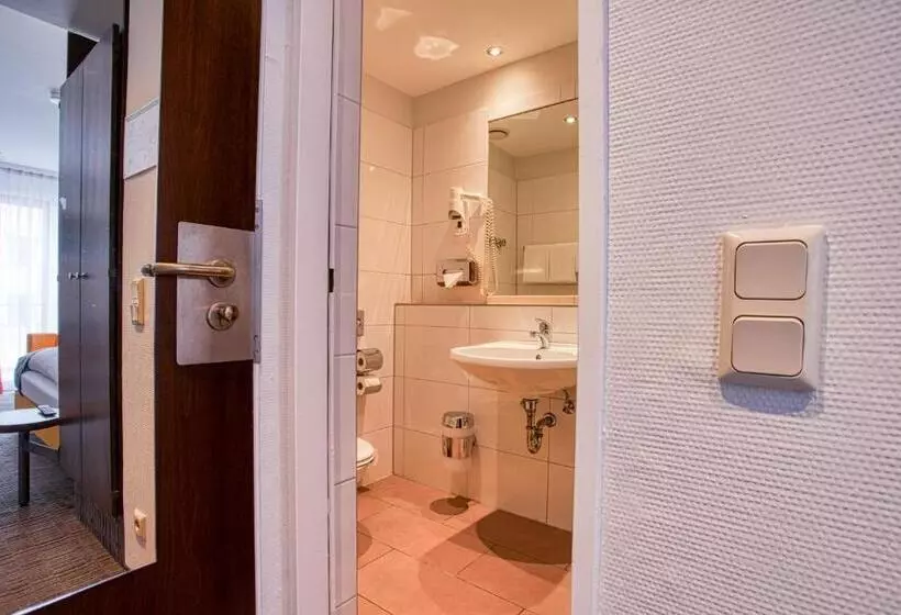 Economy-huone, Kommerzhotel Köln