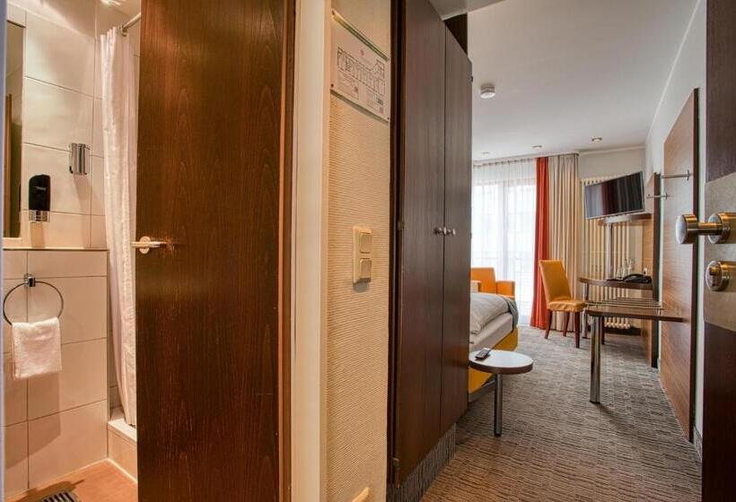 이코노미 룸, Kommerzhotel Köln