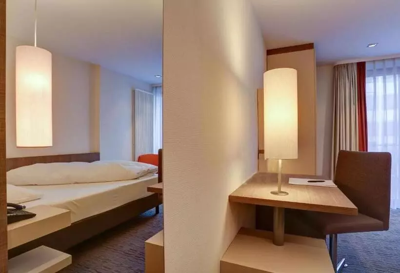 Superior Yhden Hengen Huone, Kommerzhotel Köln