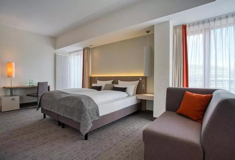 Deluxe-huone, Kommerzhotel Köln