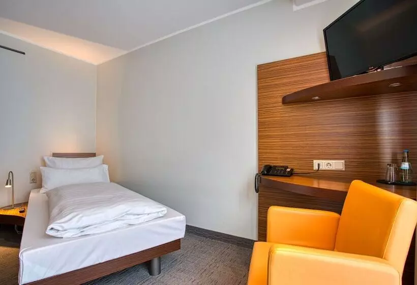 Standard Yhden Hengen Huone, Kommerzhotel Köln