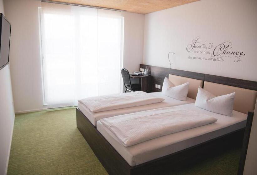 غرفة ديلوكس فردية, Le Village