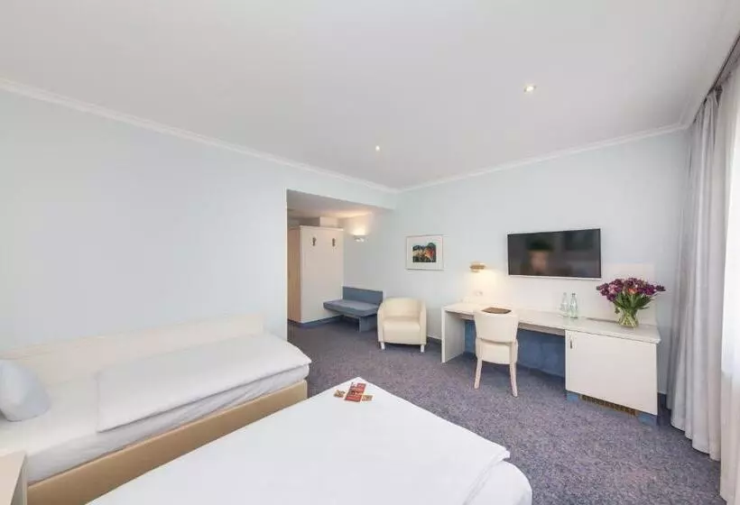 Quarto standard, Post