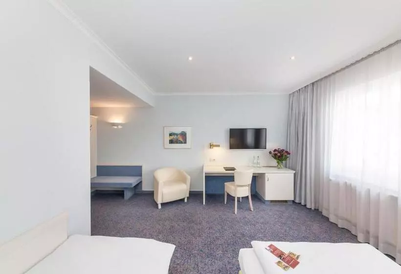 Quarto standard, Post