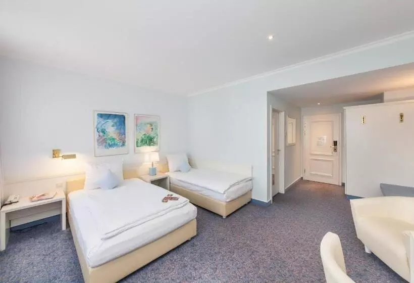 Quarto standard, Post