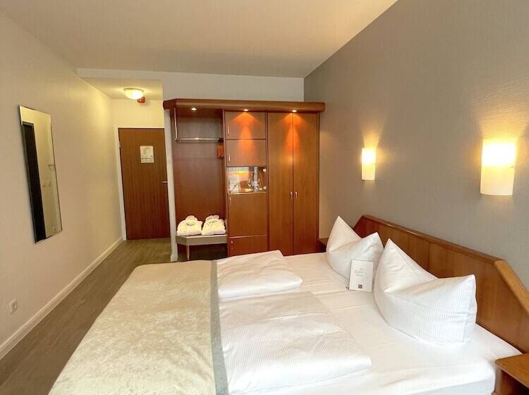 اتاق استاندارد, Senscity Hotel Berlin Spandau