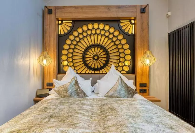 سوئیت با وان آب گرم, Inselhotel König