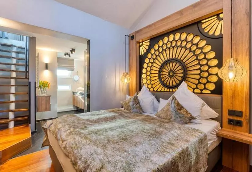 سوئیت با وان آب گرم, Inselhotel König