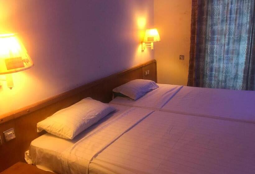 חדר סטנדרט יחיד, Maple Leaf Korean