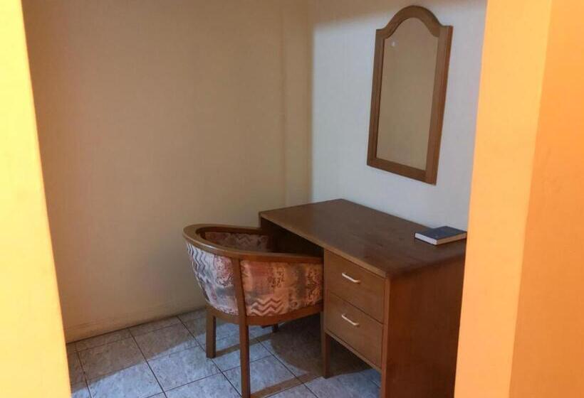 סוויטה, Maple Leaf Korean