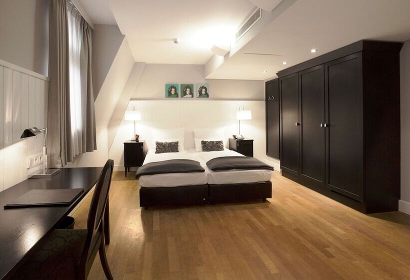 غرفة سوبيريور, Victoria