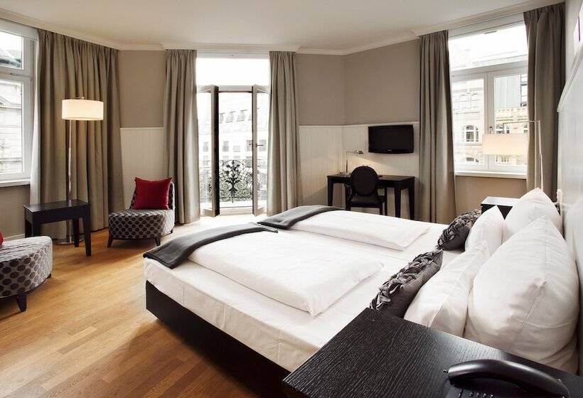 غرفة سوبيريور, Victoria