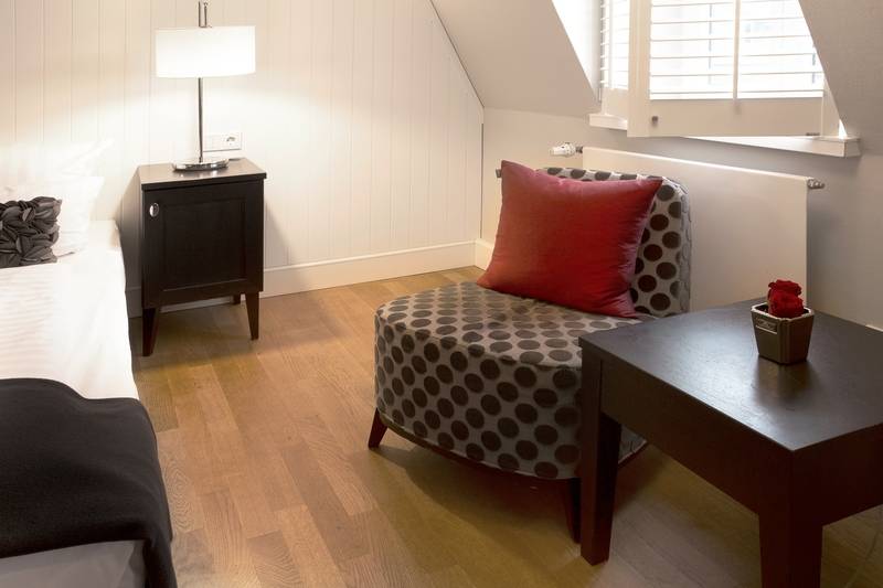 غرفة قياسية, Victoria