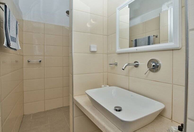 스탠다드 룸 풀장 전망, Caldera View Resort   Adults Only