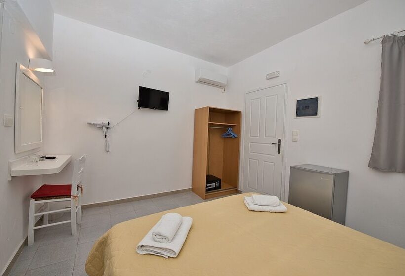 Номер Стандарт Вид на Бассейн, Caldera View Resort   Adults Only