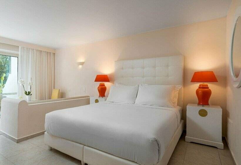 בונגלו משפחתי, Grecotel Creta Palace, Beach Luxury Resort