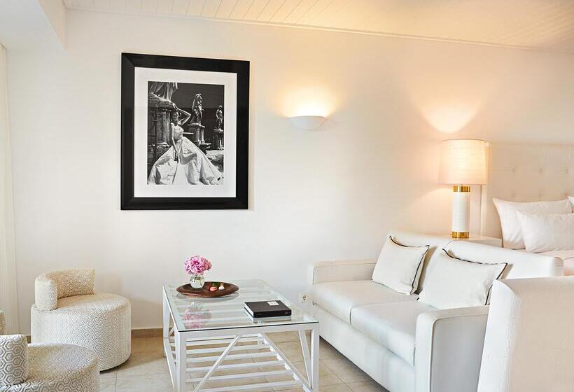 בונגלו משפחתי, Grecotel Creta Palace, Beach Luxury Resort