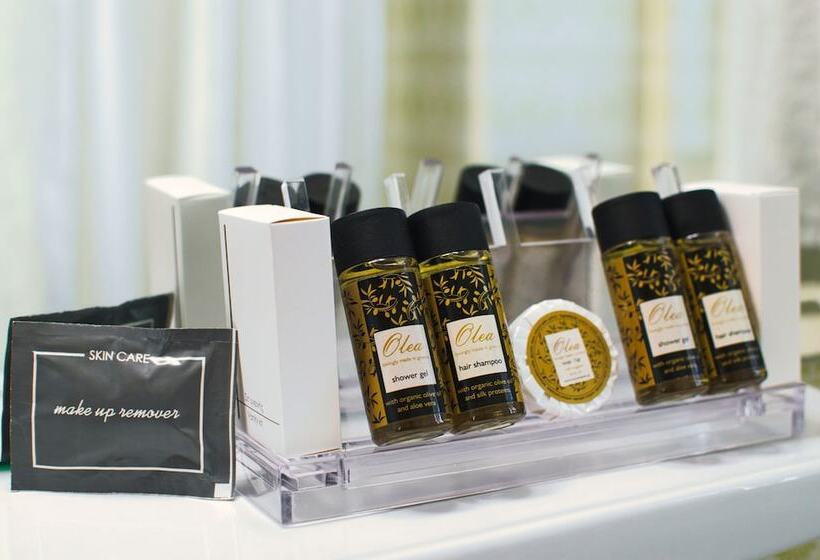 Номер Стандарт, Acropol