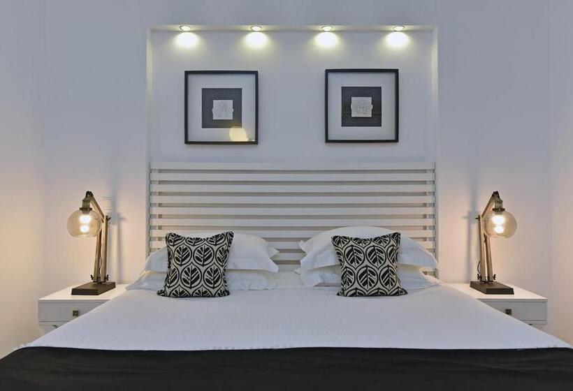 Comfort room with balcony, Apollon Boutique