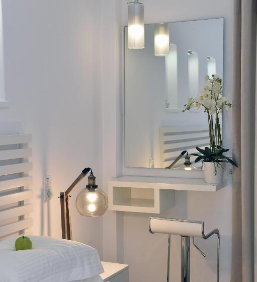 Comfort room with balcony, Apollon Boutique