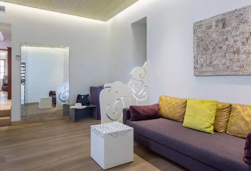 سوئیت اجرایی با تخت کینگ, Casa Delfino Hotel & Spa