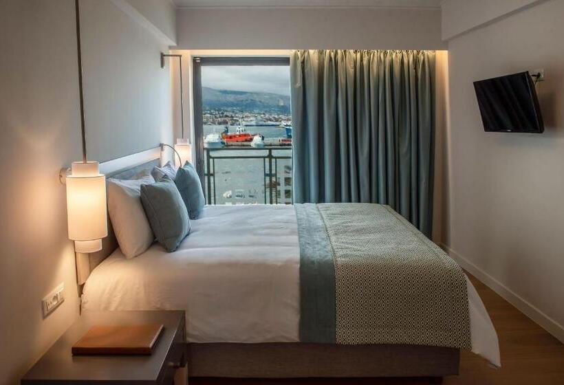 جناح تنفيذي مع إطلالات, Chios Chandris