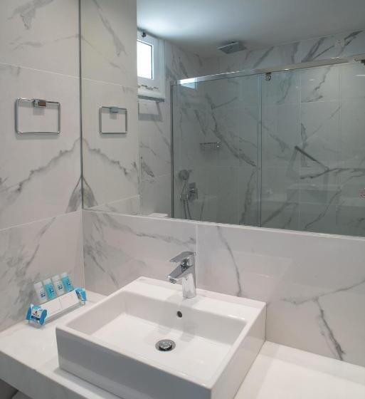 غرفة سوبيريور مطلة على المدينة, Chios Chandris