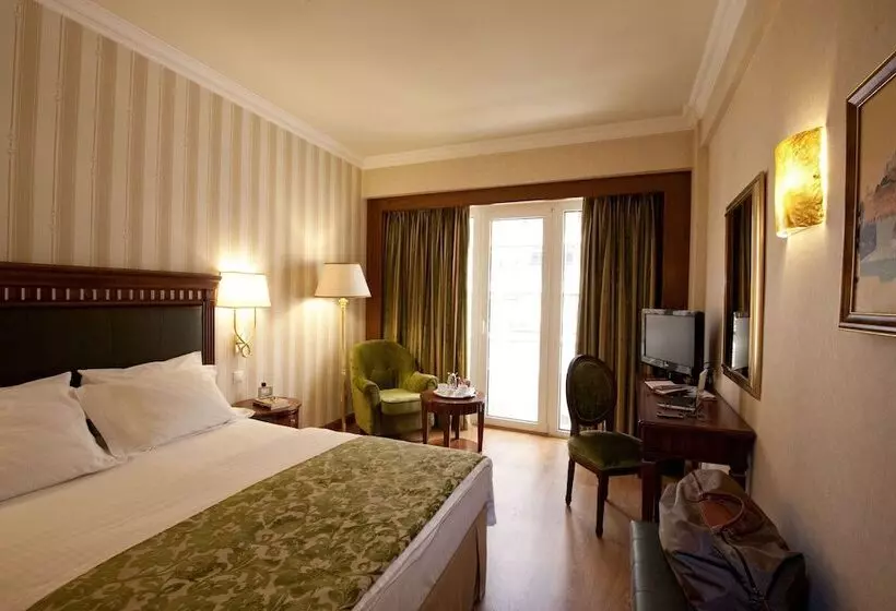 スーペリアールーム, Electra Rhythm Athens