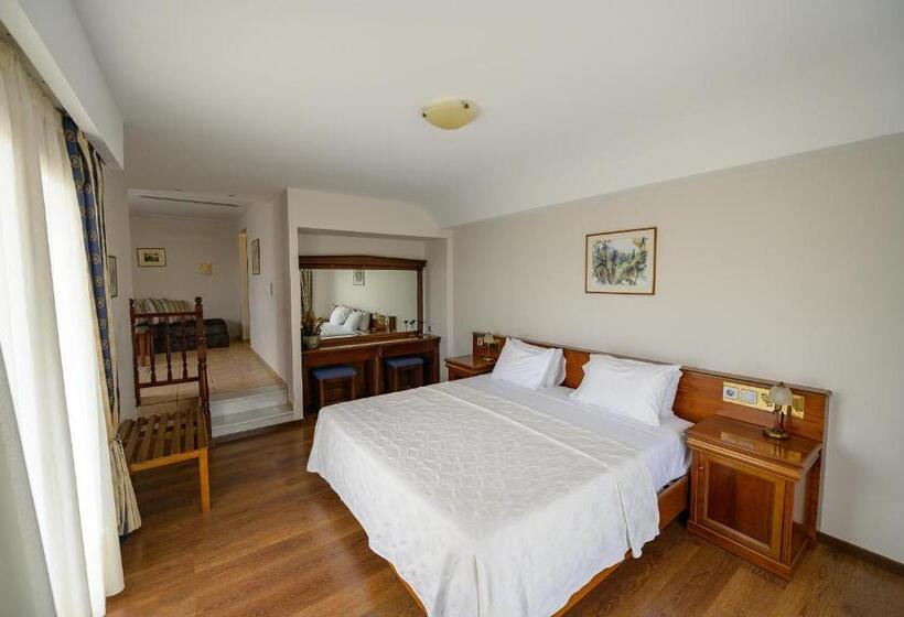 침실 2개 스위트, Europa Olympia