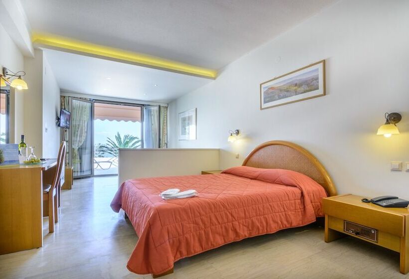 주니어 스위트 바다 전망, Golden Sand