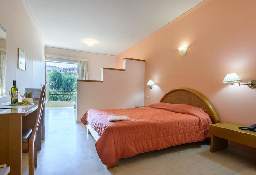 가든 전망 주니어 스위트, Golden Sand