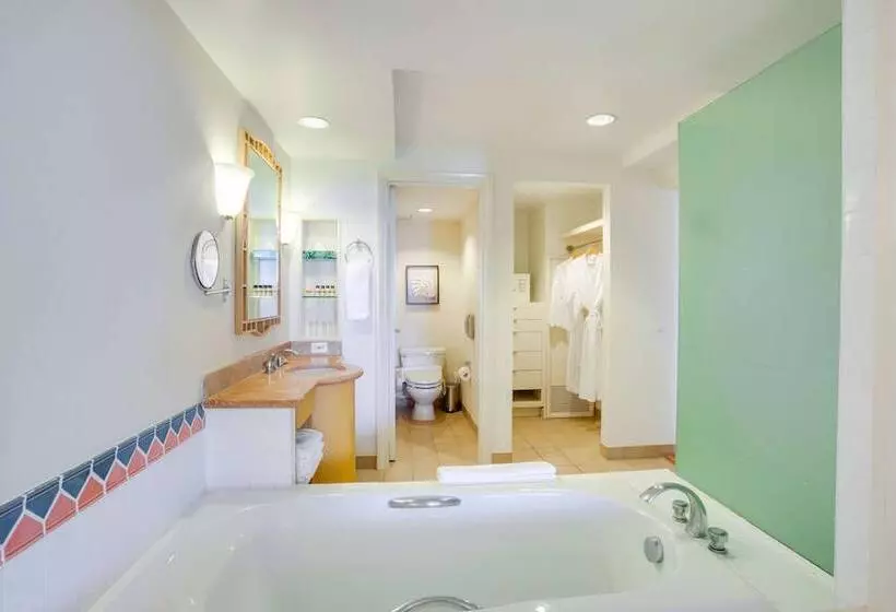 اتاق استاندارد با چشم‌انداز دریا, Hyatt Regency Guam