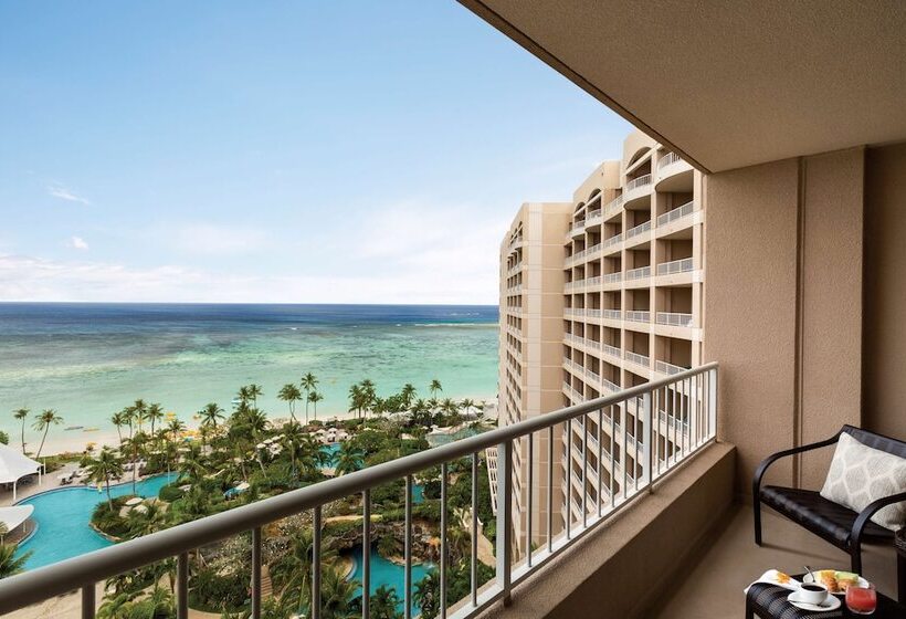 Clubrum, Hyatt Regency Guam