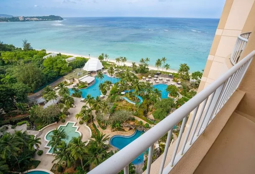 اتاق کلاب, Hyatt Regency Guam
