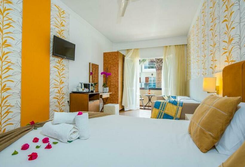 标准间带山景, Kalyves Beach