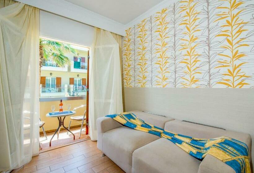 标准间带山景, Kalyves Beach