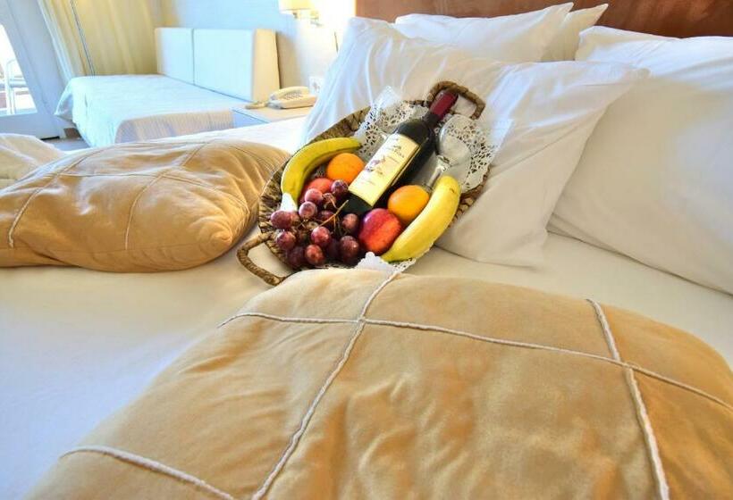 标准间侧面带海景, Kalyves Beach